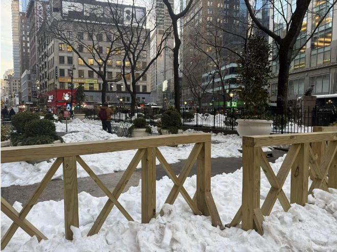 Warm Protection in the Harsh Winter: Arshiner Lights Up Hope for Homeless Children amidst the “Historic Blizzard”